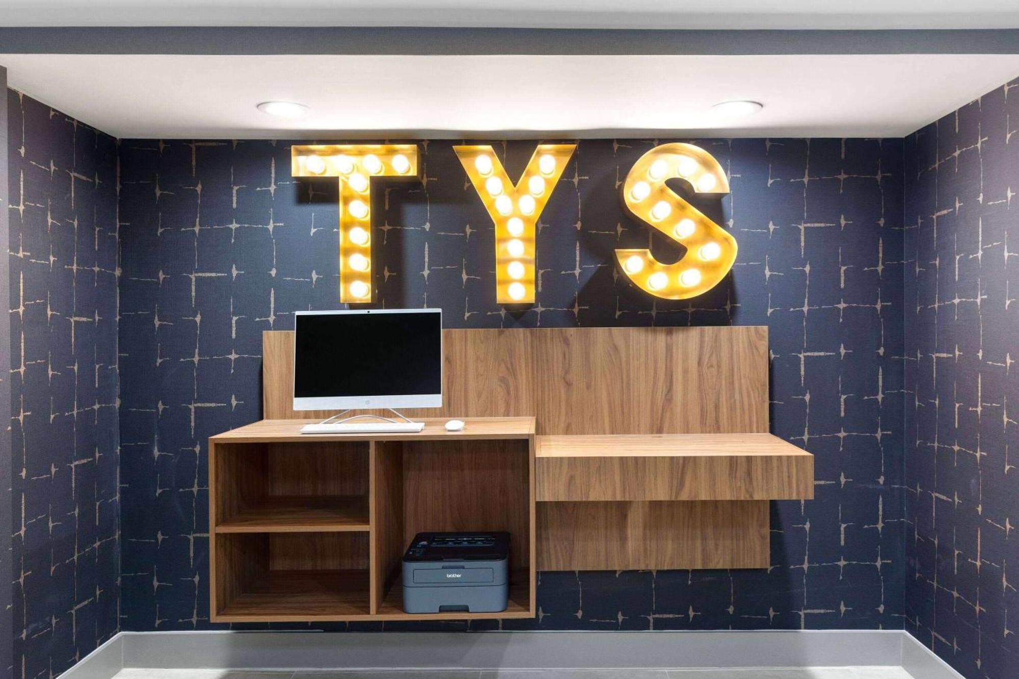 Hawthorn Extended By Wyndham * Knoxville